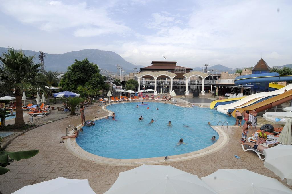 Klas Hotel Kargicak  Kültér fotó