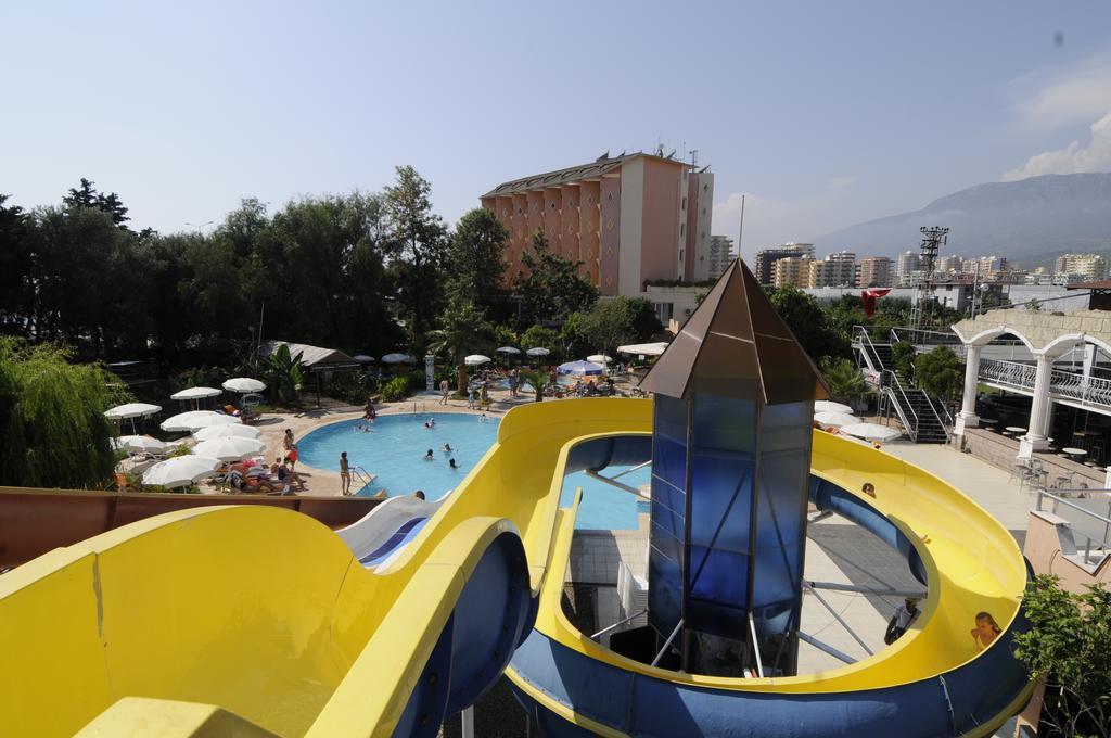 Klas Hotel Kargicak  Kültér fotó