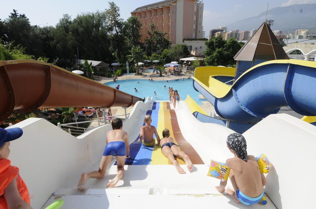 Klas Hotel Kargicak  Kültér fotó