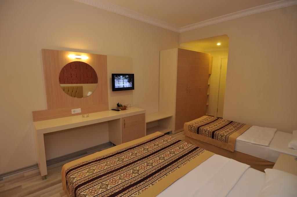 Klas Hotel Kargicak  Szoba fotó