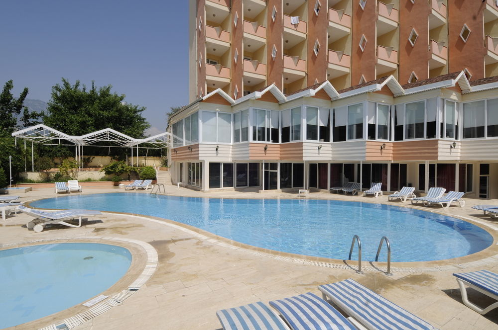 Klas Hotel Kargicak  Kültér fotó