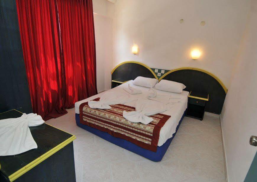 Klas Hotel Kargicak  Kültér fotó